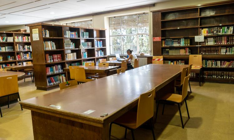 Biblioteca Facultad de Filología