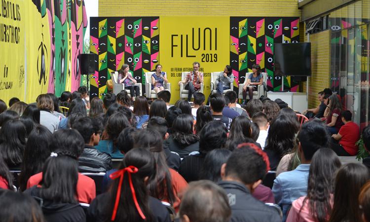  Conversaciones improbables Filuni 2019 - Foto 01